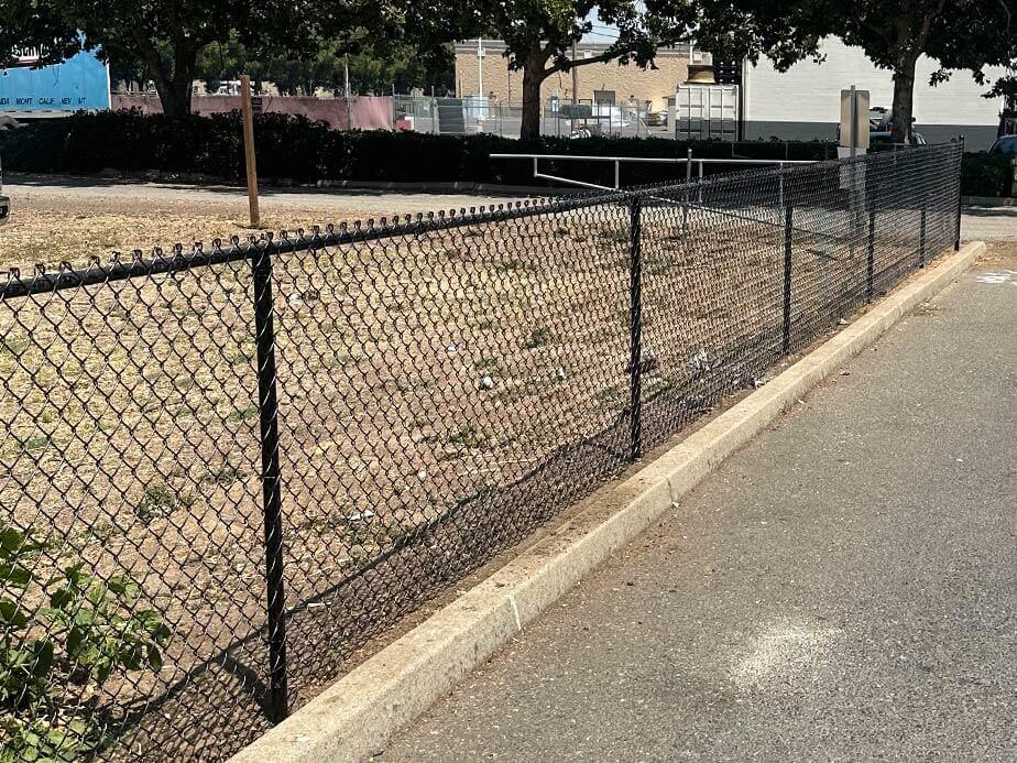 Commercial Chain Link Fence Contractor in Yuba City